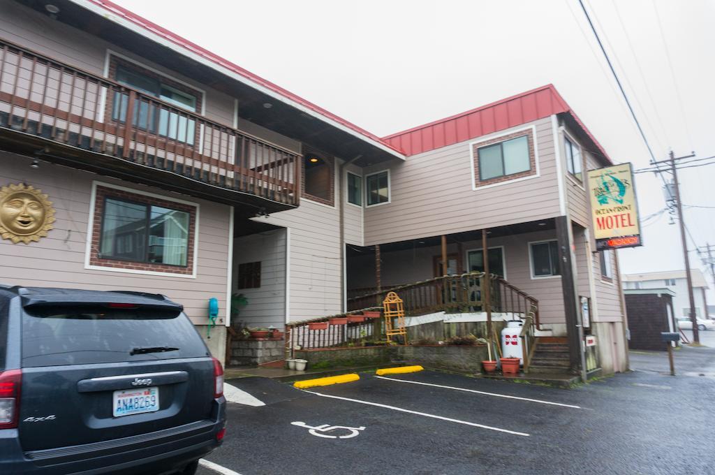 Tradewinds Motel Rockaway Beach Buitenkant foto